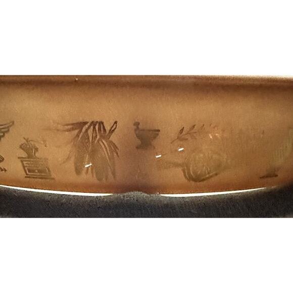 Vintage Pyrex Early American 1 1/2 Quart Brown & Gold Divided Casserole No Lid - Picture 5 of 13